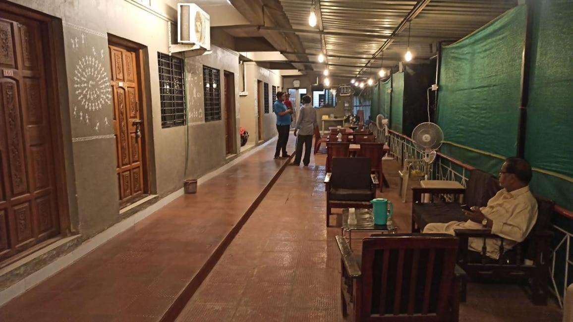 Dlite Beach Grove Cottages Alibaug Exterior foto